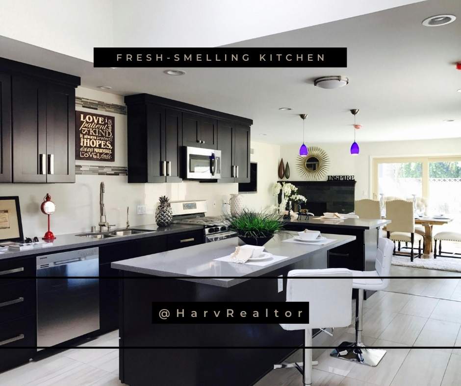 Deep Clean the Oven for a Safe and Fresh-Smelling Kitchen